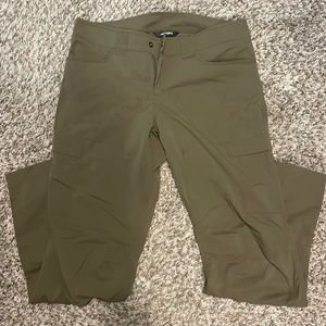 Mens pants.